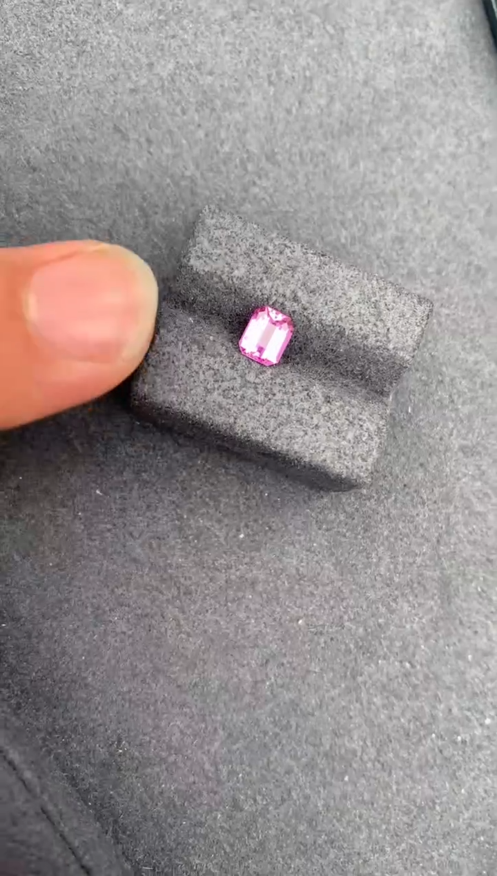 【闪购商品】彩色蓝宝石裸石未镶嵌1ct粉蓝宝