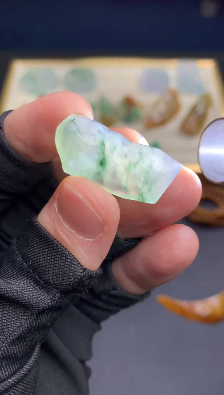 【闪购商品】定制翡翠未镶嵌