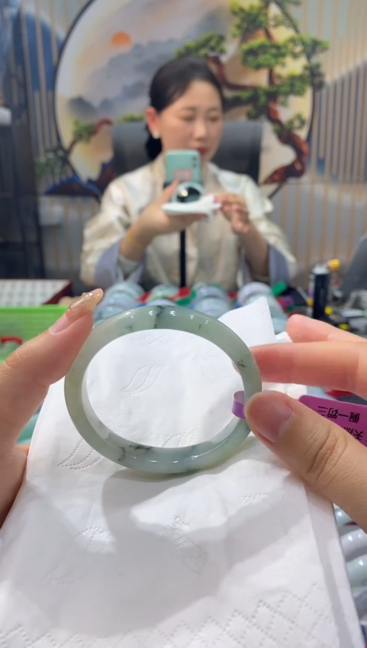 【闪购商品】翡翠手镯未镶嵌00003912