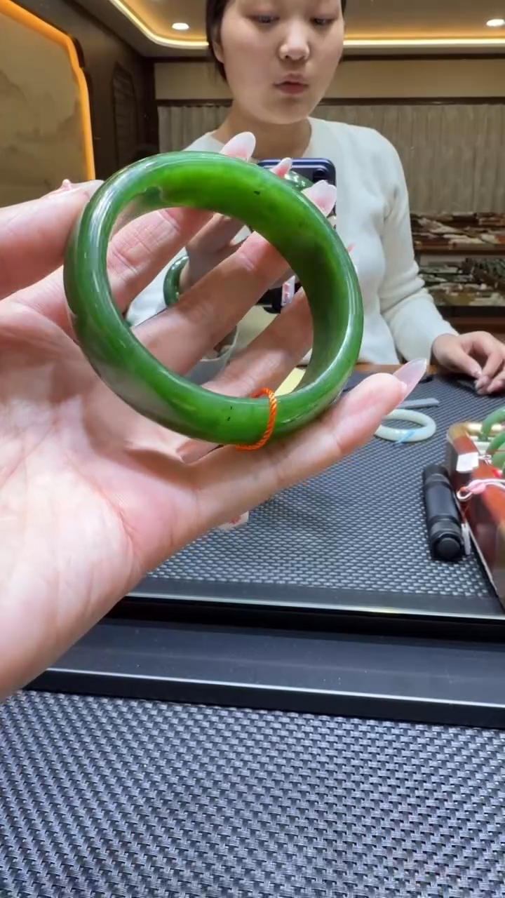 颈饰未镶嵌和田玉手镯57