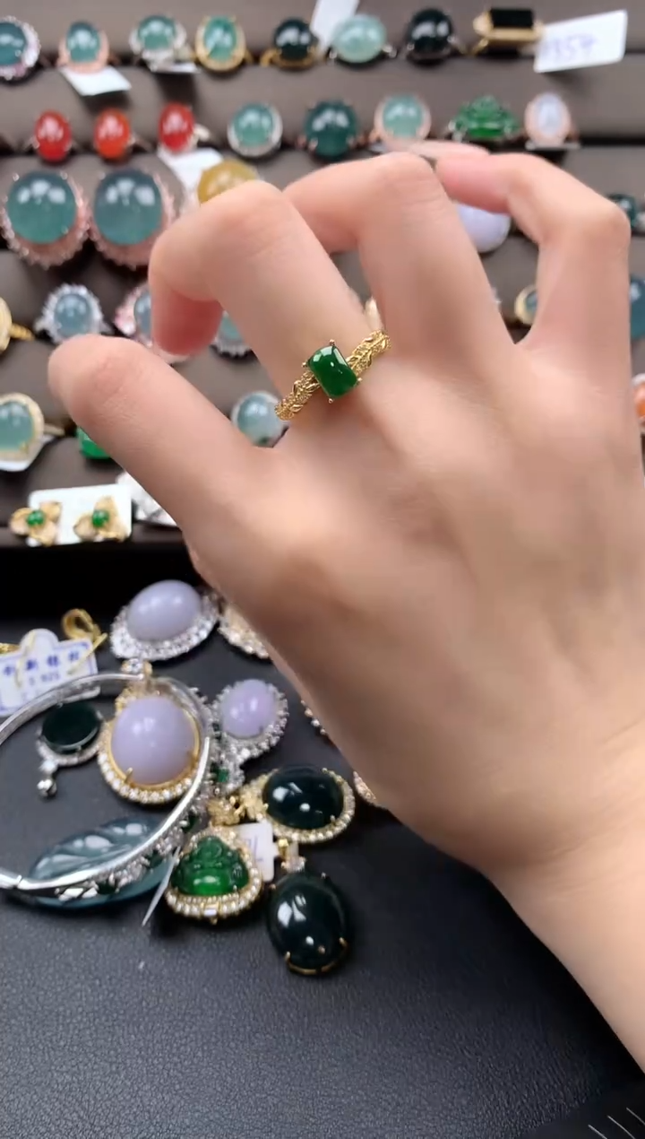 【闪购商品】翡翠戒指银S925镶嵌4324324