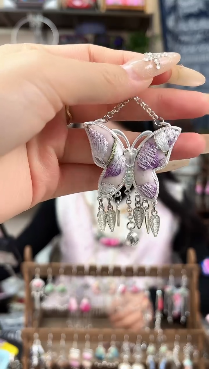 织绣民族风非遗老绣苗银饰品536