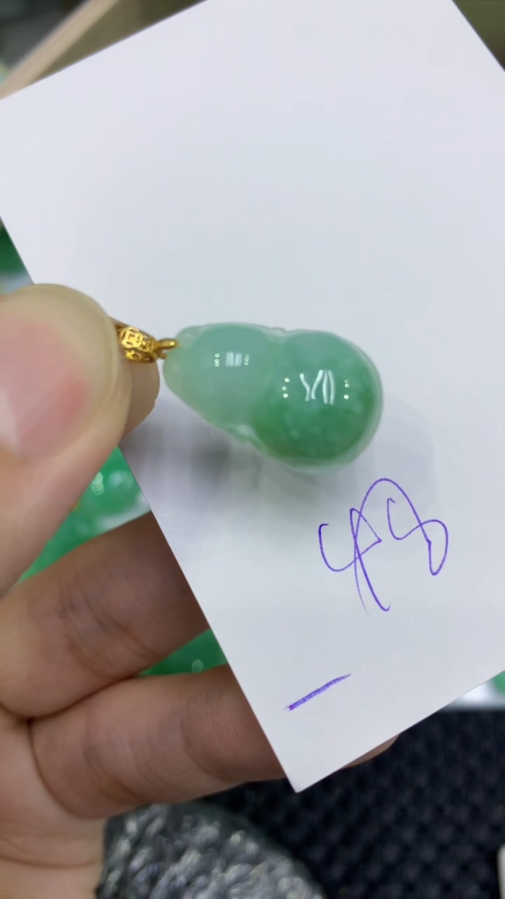 颈饰未镶嵌翡翠缅甸A货翡翠