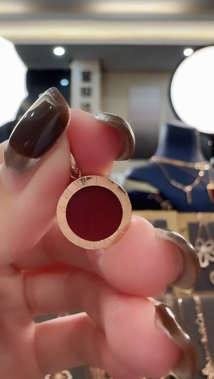 18K金镶嵌定制玛瑙18K金黑红饼吊坠不含链