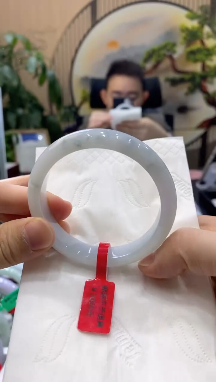 【闪购商品】翡翠手镯未镶嵌000002638