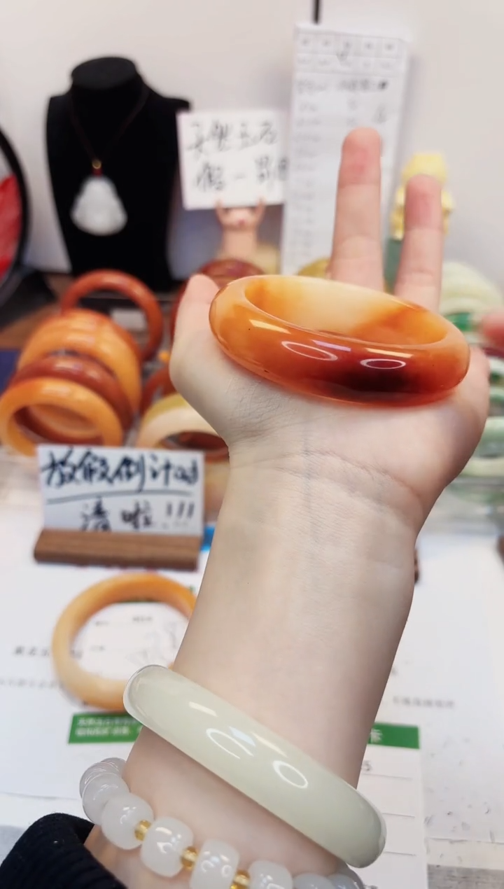 【闪购商品】石英质玉手镯未镶嵌465