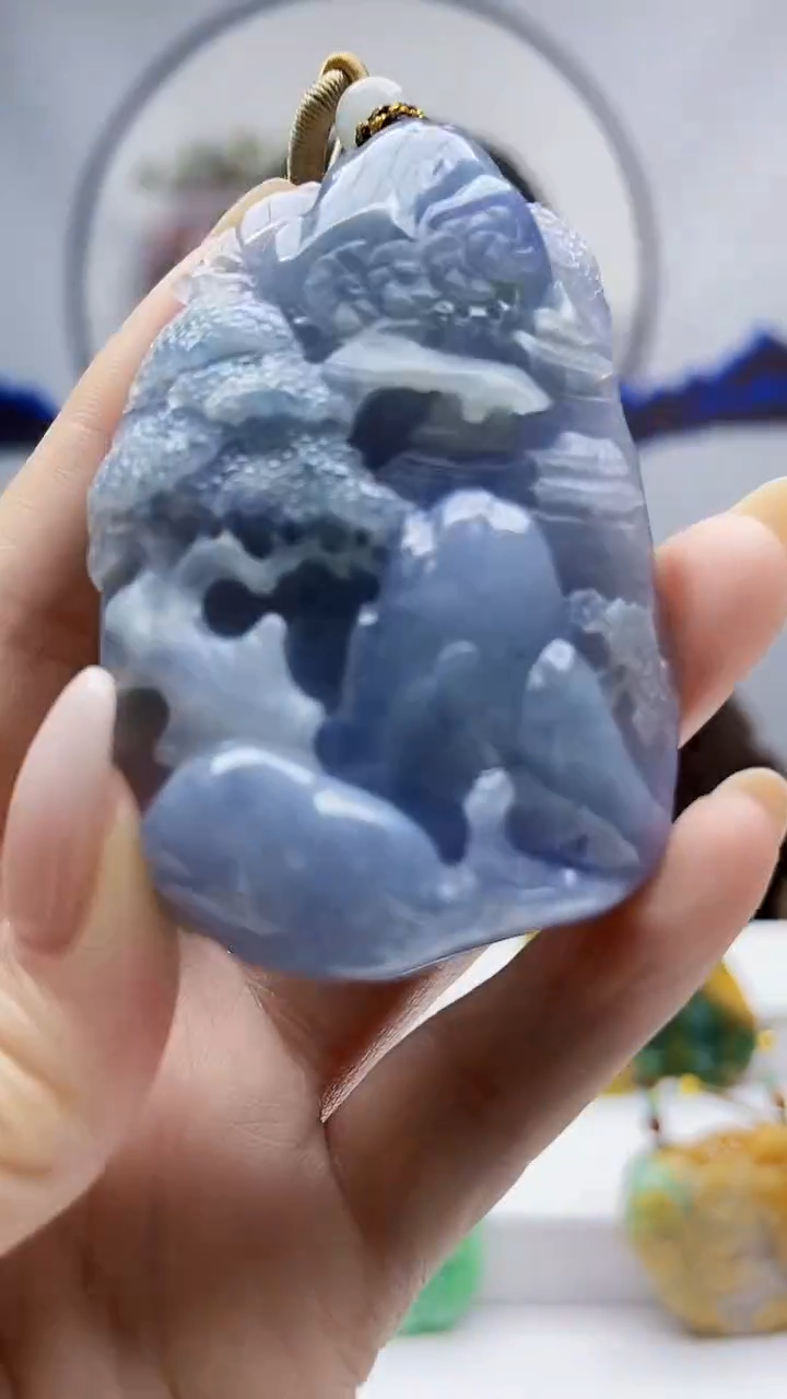 未镶嵌定制翡翠毛货挂件48