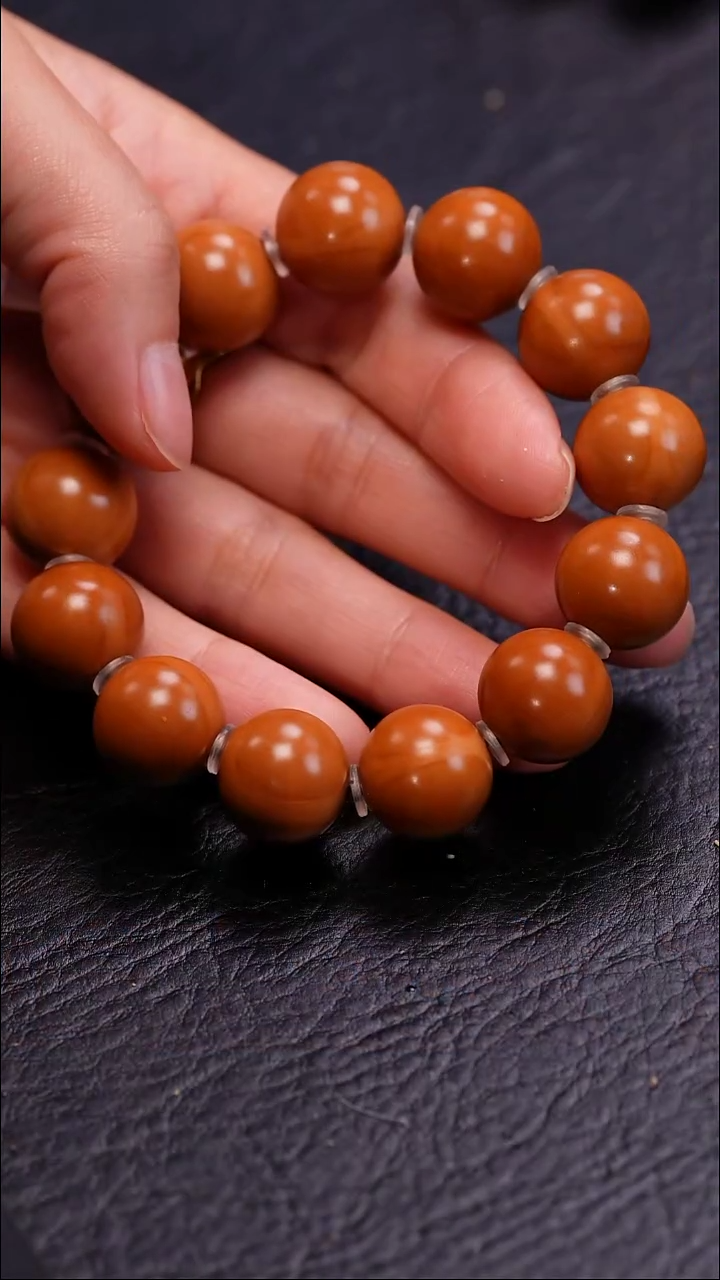 【闪购商品】橄榄核吊坠-***********