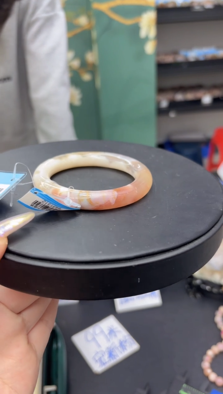 【闪购商品】石英质玉未镶嵌手镯C521(55圈)