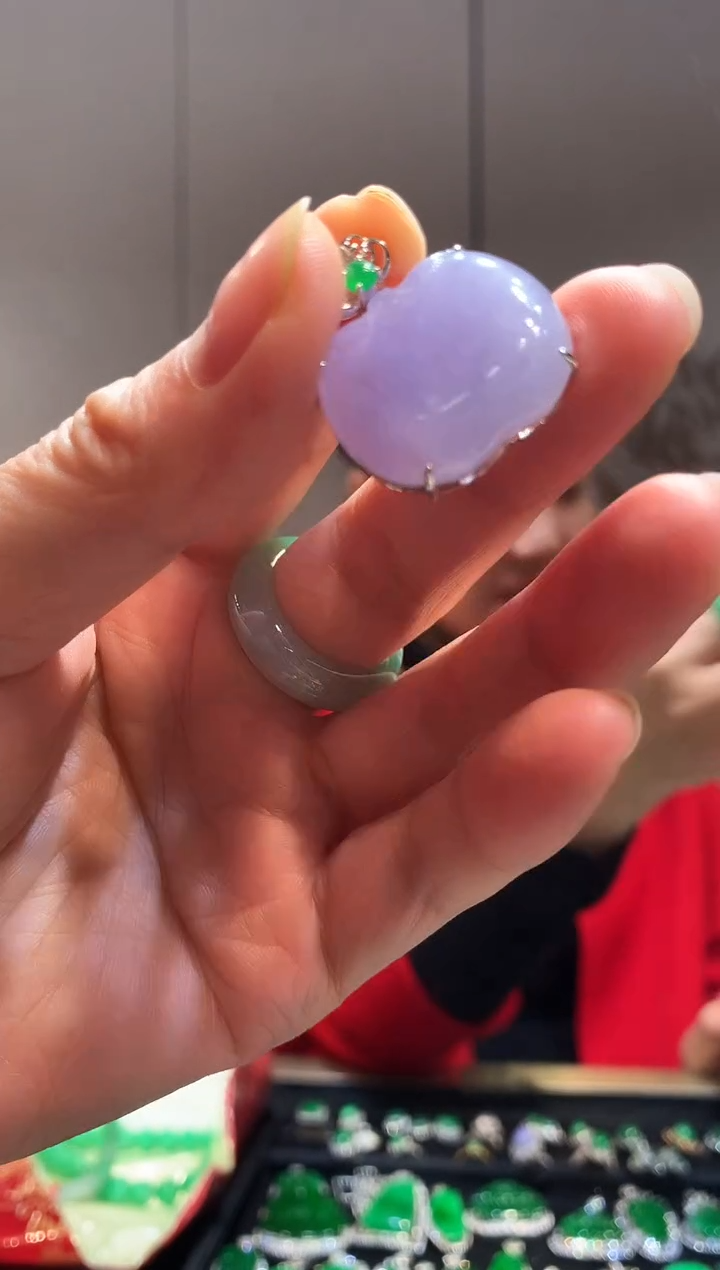 【闪购商品】翡翠吊坠(不含链)18K金镶嵌如意 