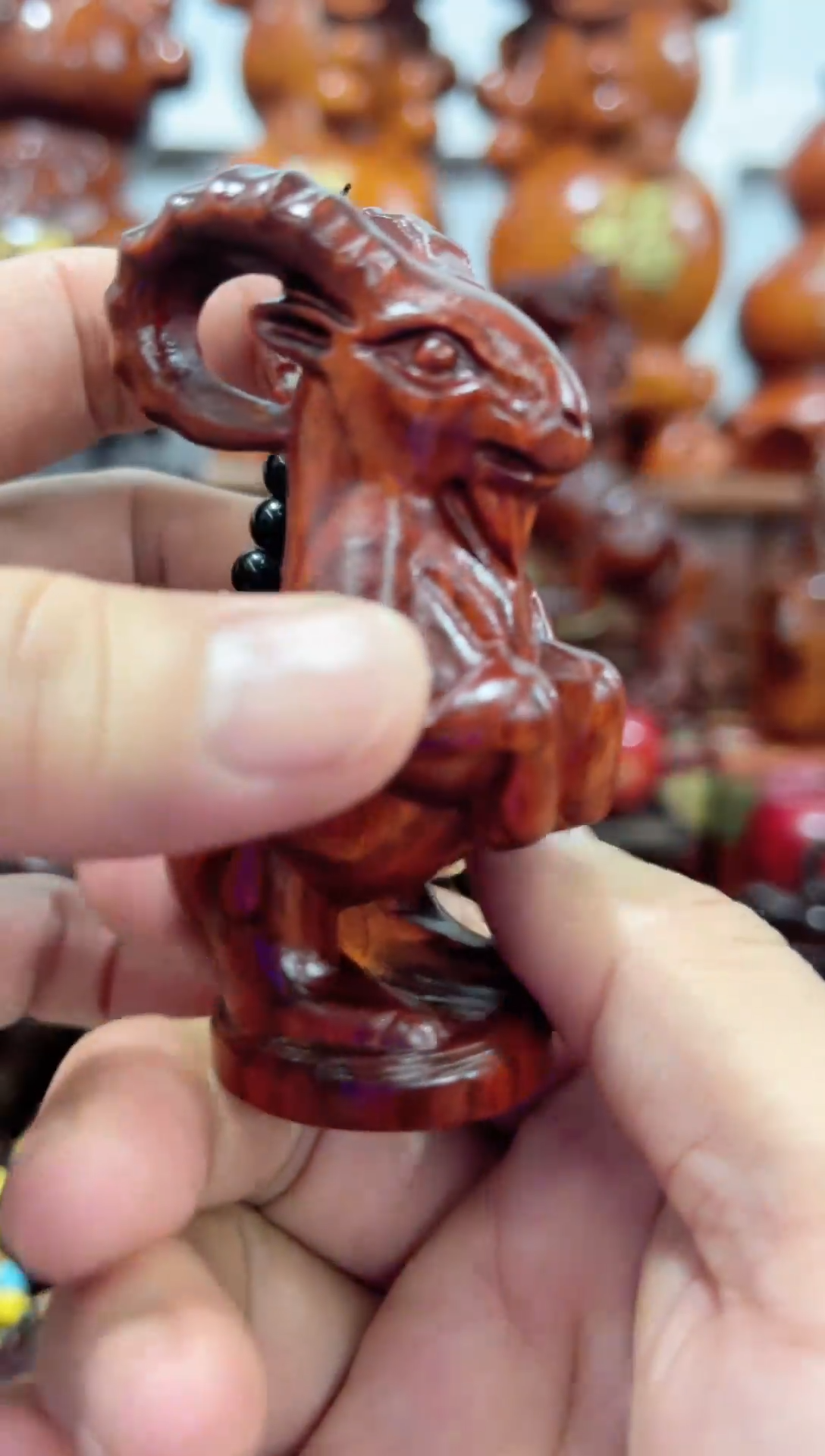 【闪购商品】紫檀木纯手工雕刻属相养手把件