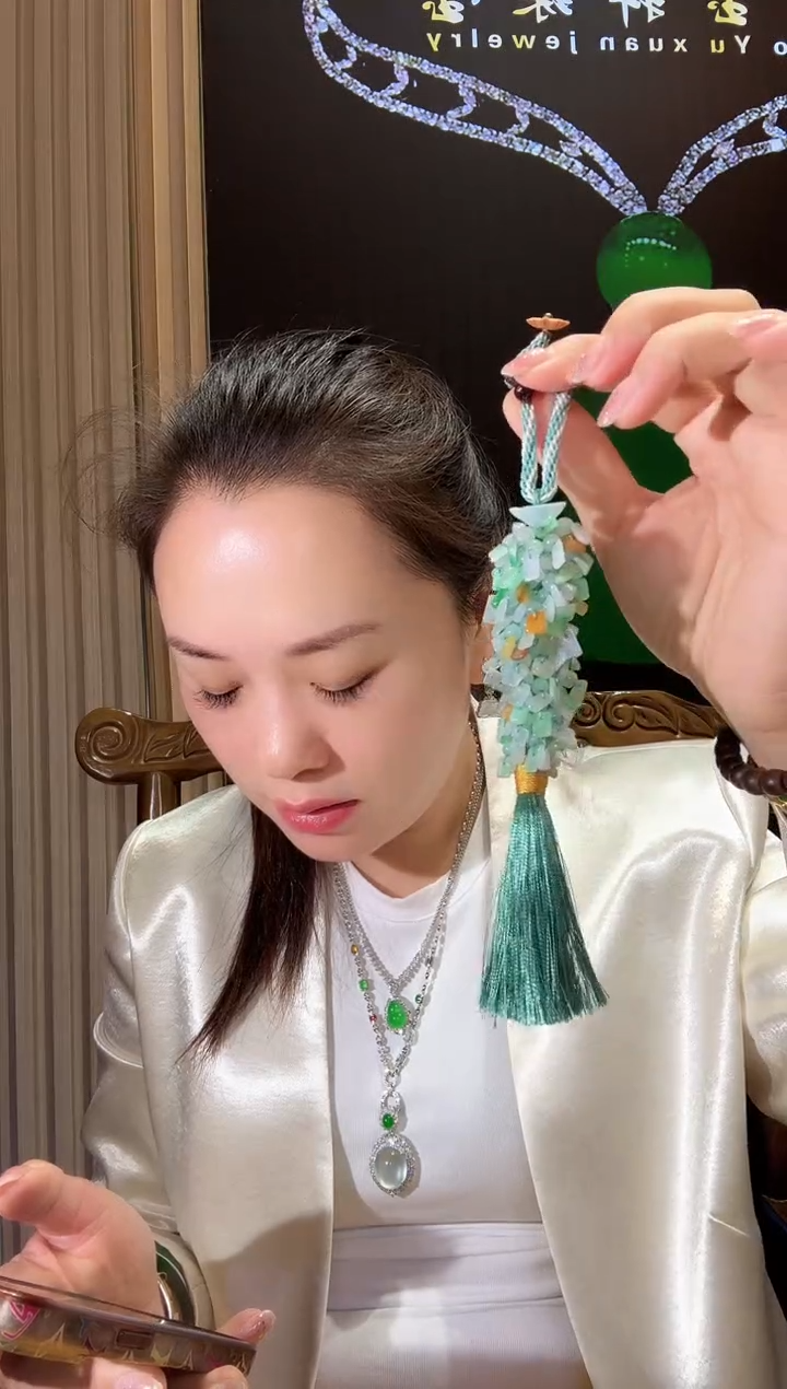 未镶嵌挂件翡翠?****芽岁岁平安