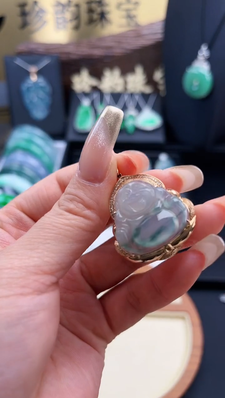 【闪购商品】翡翠颈饰18K金镶嵌吊坠