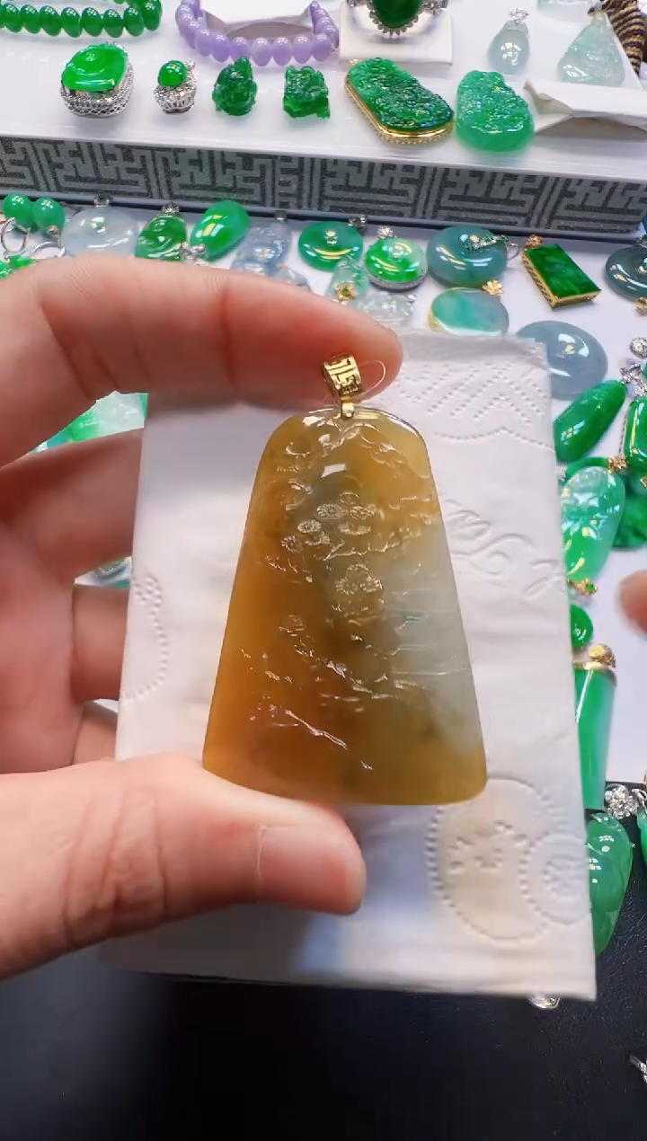 翡翠18K金镶嵌吊坠(不含链)3680