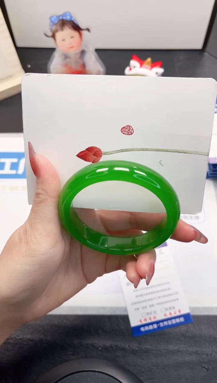 【闪购商品】石英质玉手镯未镶嵌98-60