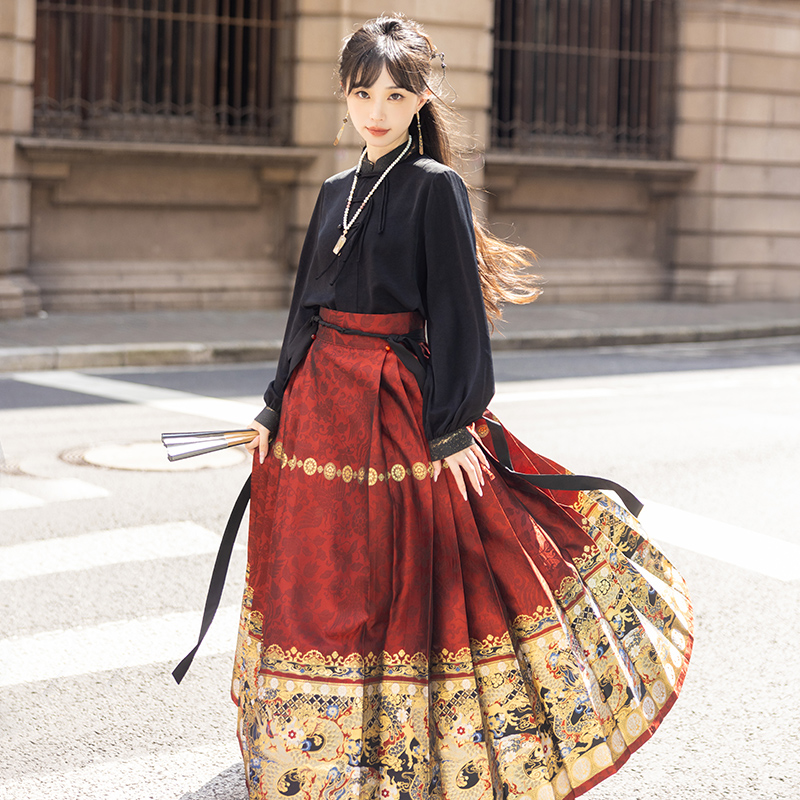 十三余[瑞龙启岁]红色喜庆比甲短袄马面裙汉服女过年服