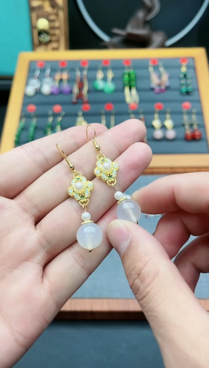 【闪购商品】玛瑙/玉髓耳钉银S925镶嵌325000
