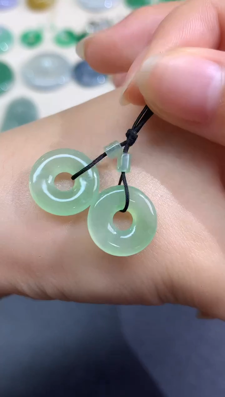 未镶嵌定制翡翠毛货翡翠一对|980