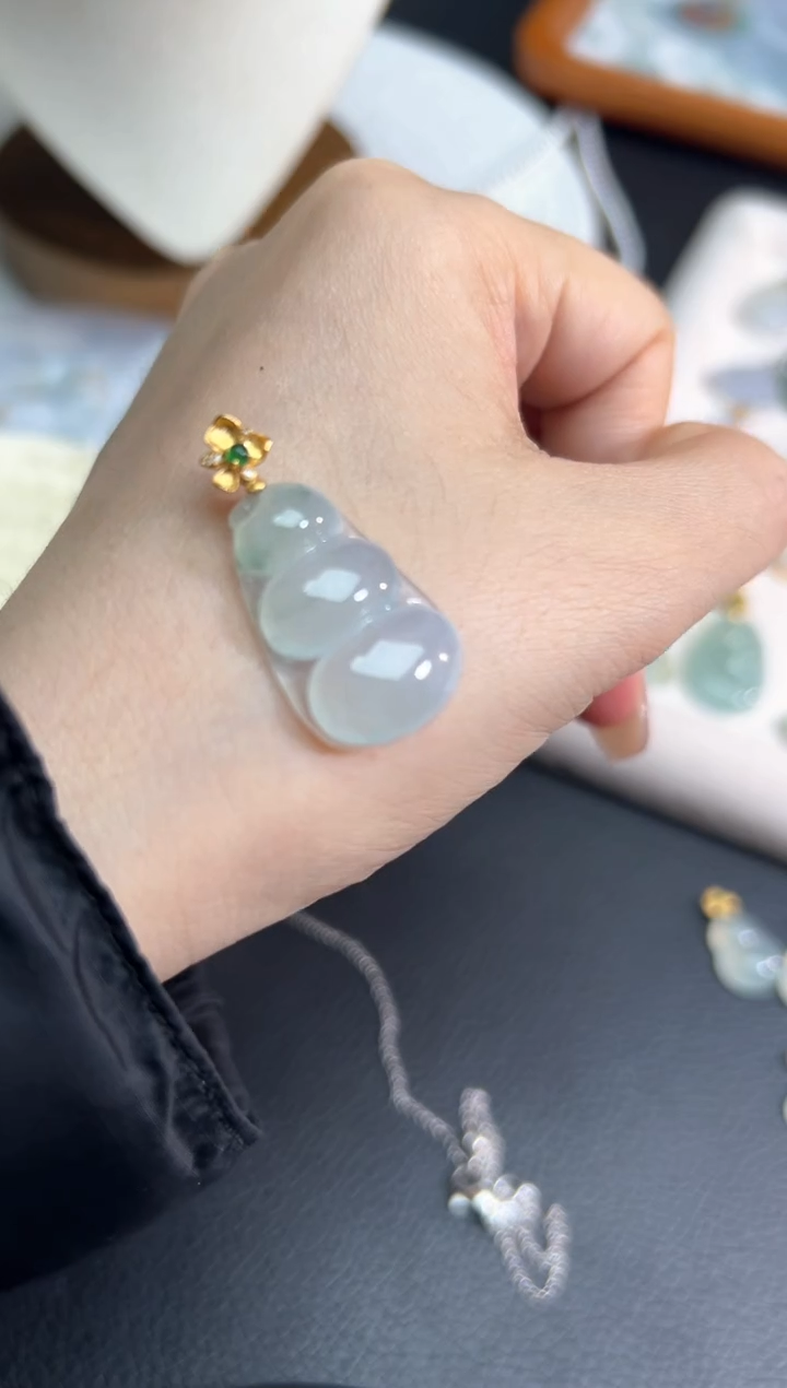 【闪购商品】翡翠颈饰18K金镶嵌翡翠源头直播间