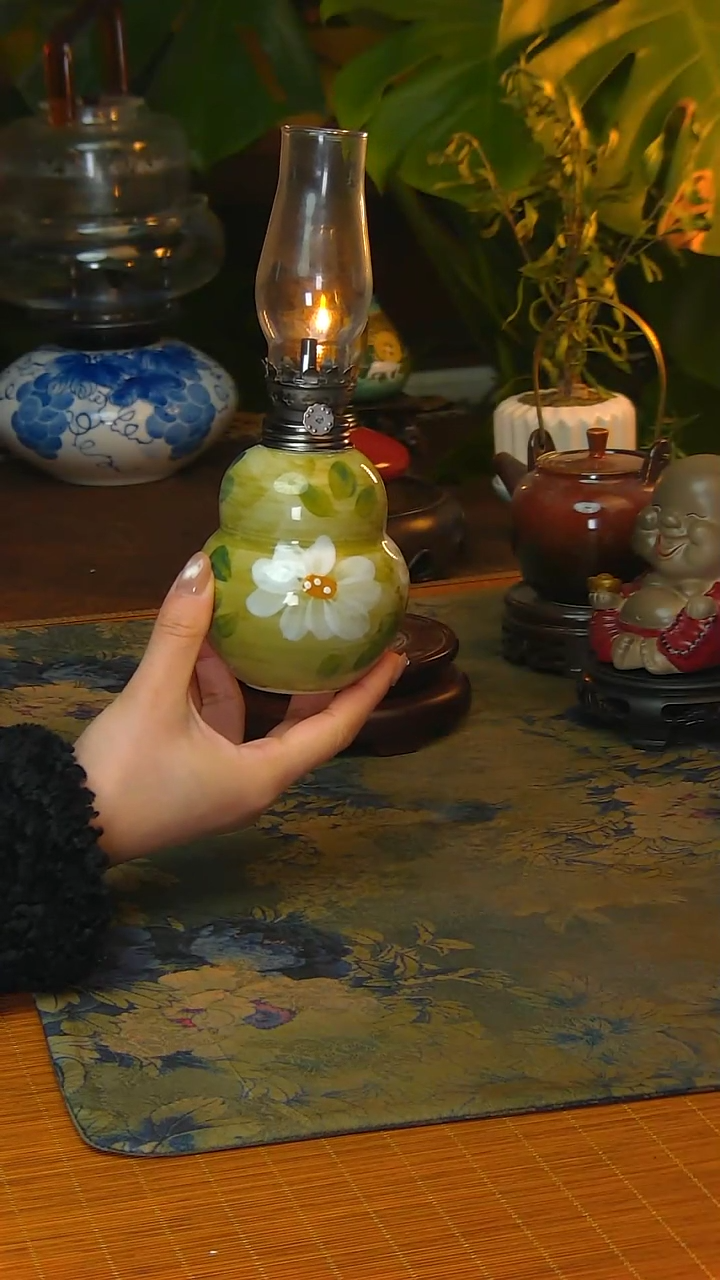 【闪购商品】景德镇陶瓷手工灯摆件