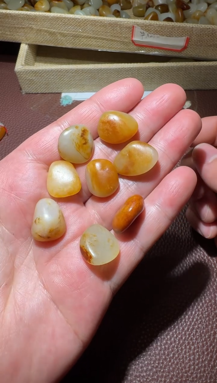 【闪购商品】和田玉原石未镶嵌和田玉