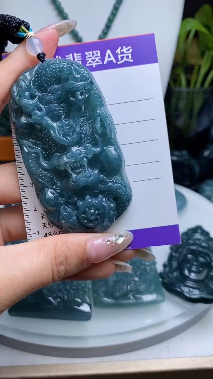 【闪购商品】翡翠颈饰未镶嵌11111111