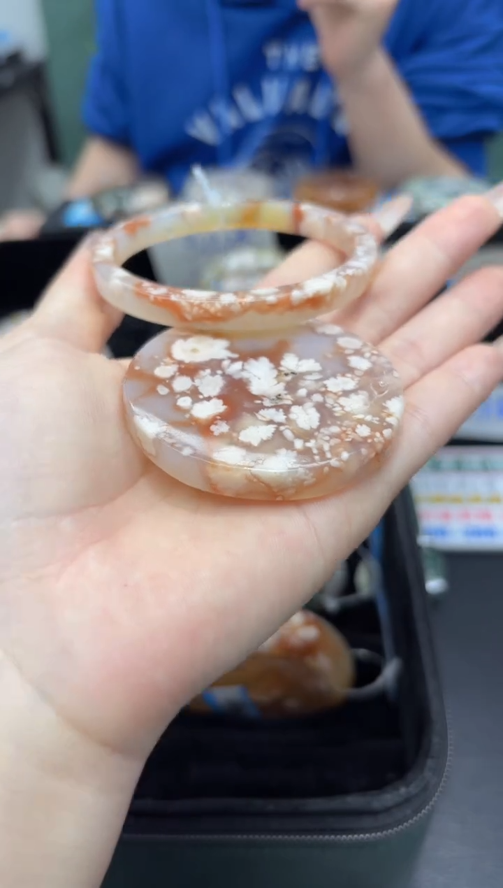 【闪购商品】石英质玉未镶嵌手镯C122(60圈赠送镯心)