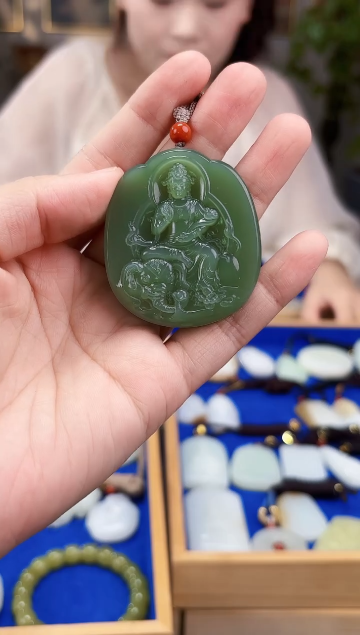 和田玉未镶嵌挂件拍一发一