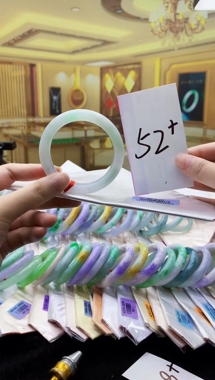 未镶嵌手镯翡翠AAAA