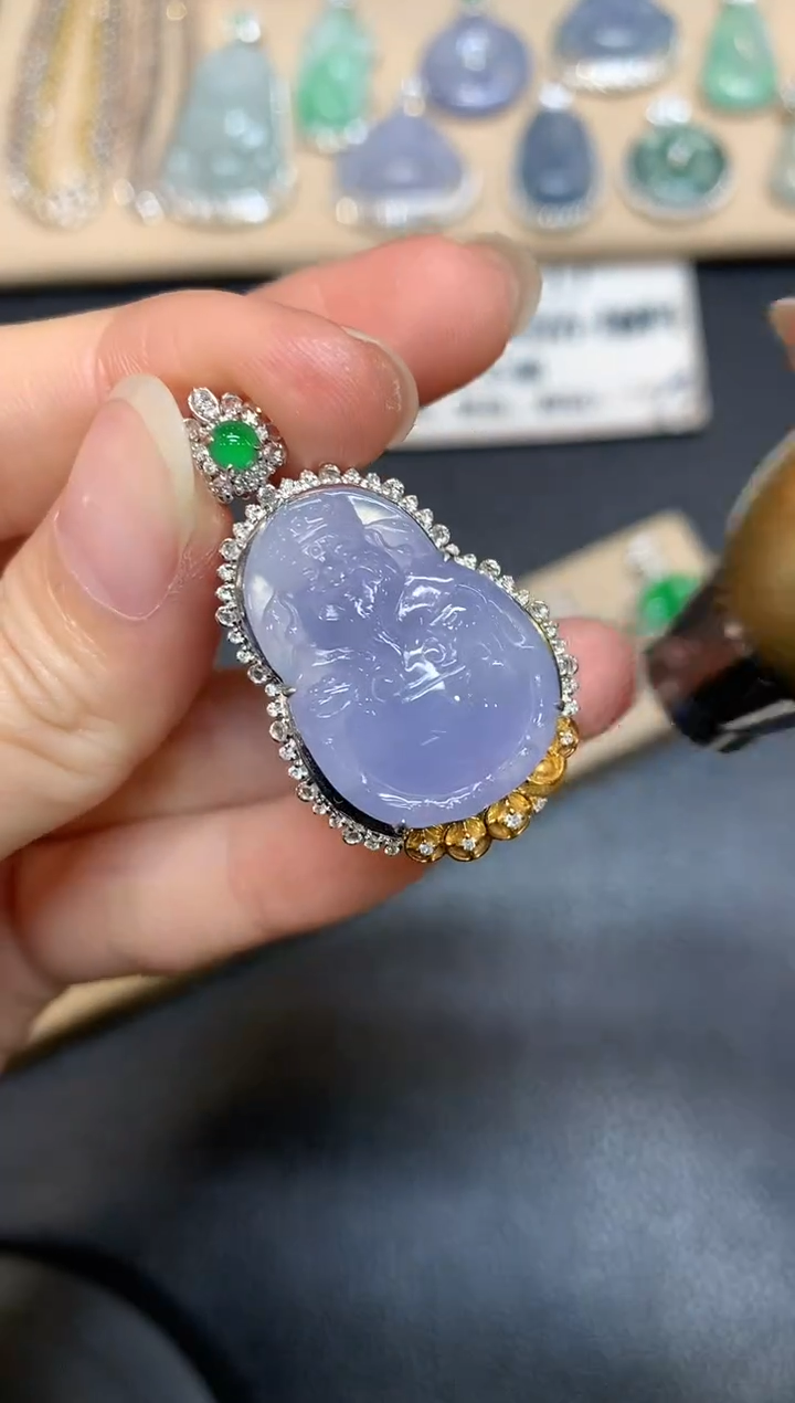 【闪购商品】翡翠颈饰18K金镶嵌财神【无服务费