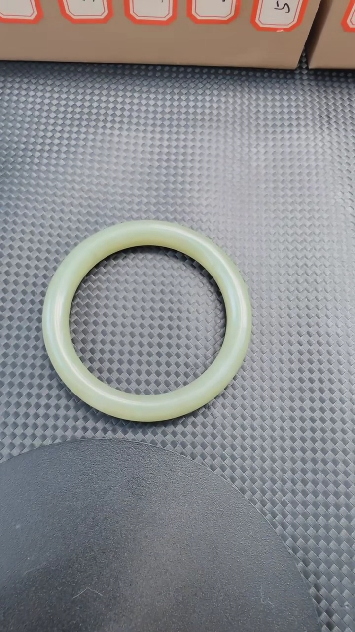 【闪购商品】和田玉手镯未镶嵌308圈口54.9