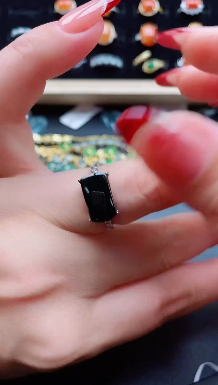 【闪购商品】翡翠戒指银S925镶嵌12121