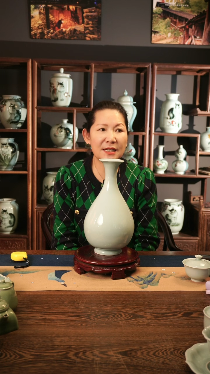 龙泉青瓷 粉青 玉壶春