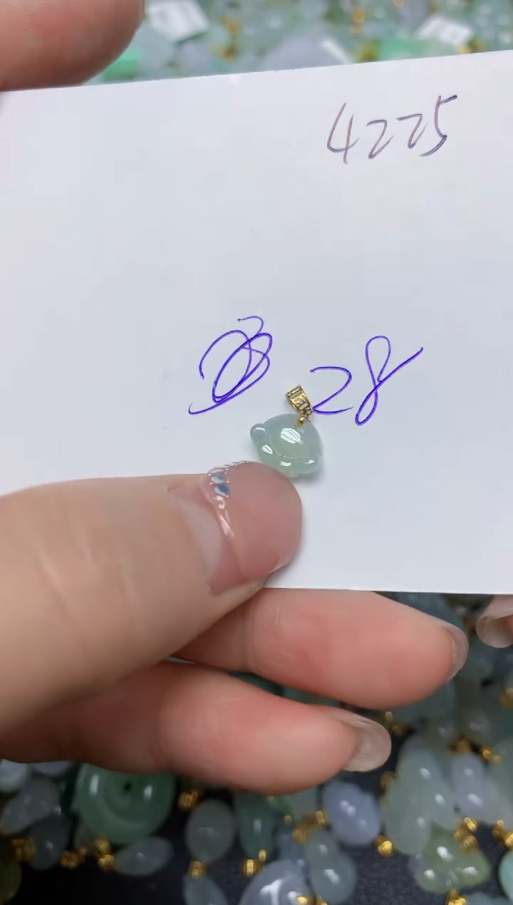 【闪购商品】翡翠挂件18K金镶嵌 天然翡翠A货