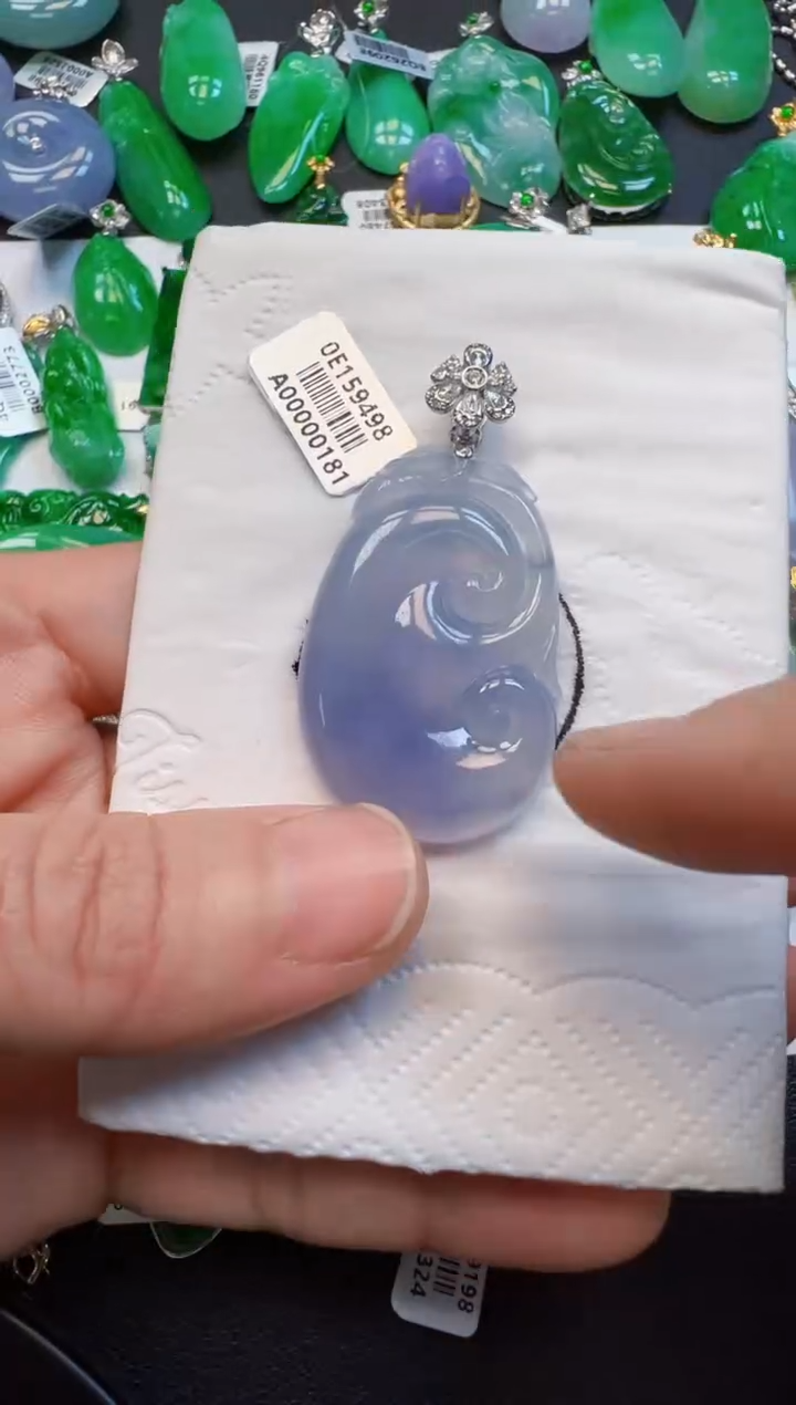 【闪购商品】翡翠吊坠(不含链)18K金镶嵌19800