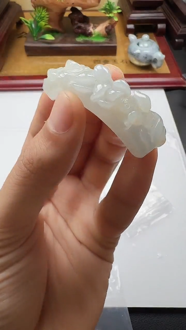 吊坠(不含链)未镶嵌翡翠1