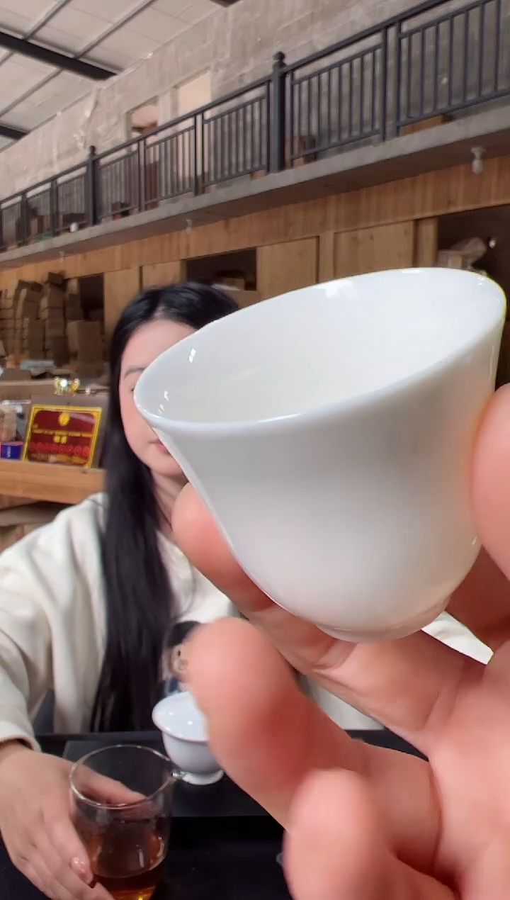 【闪购商品】哪吒5罐主人杯········