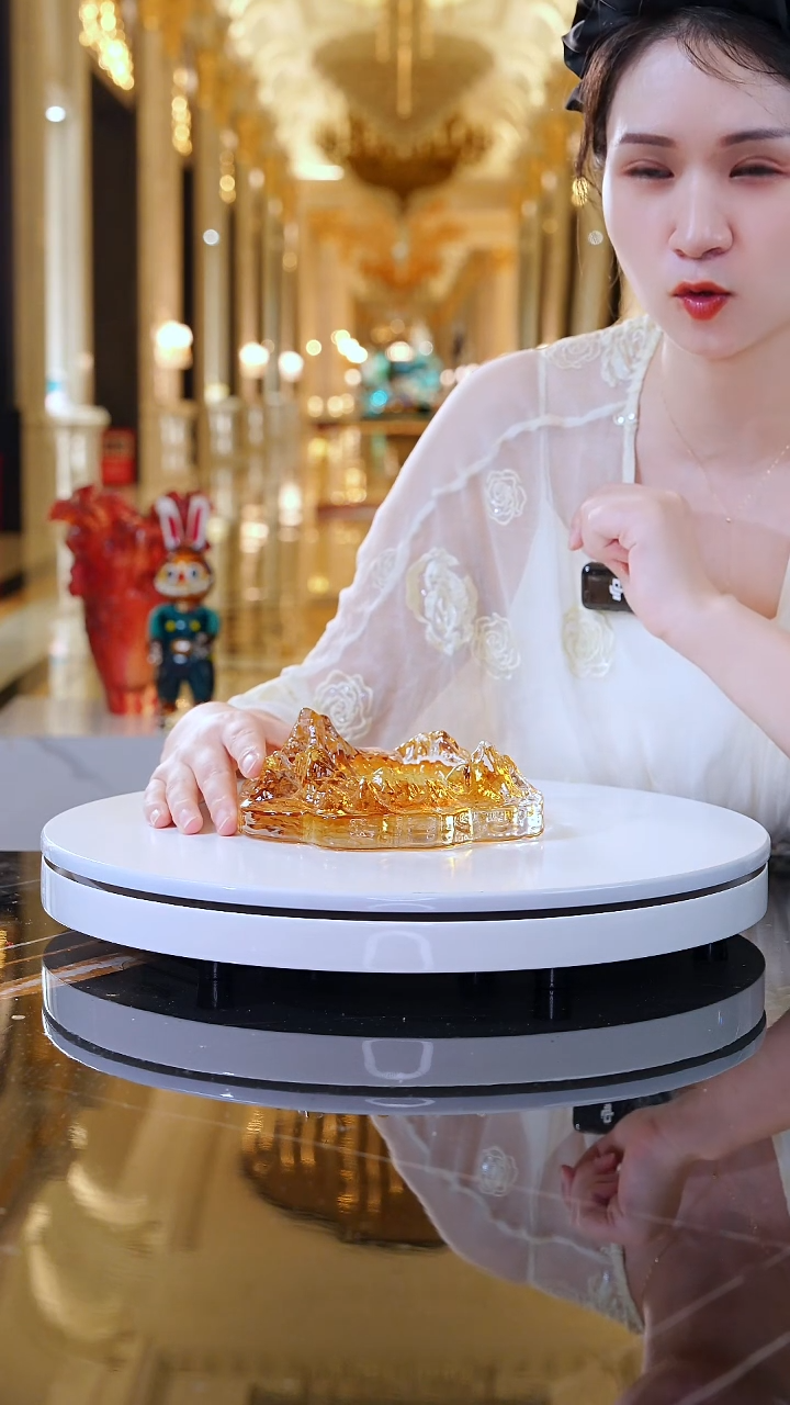 摆件YB00355金色艺术烟灰缸