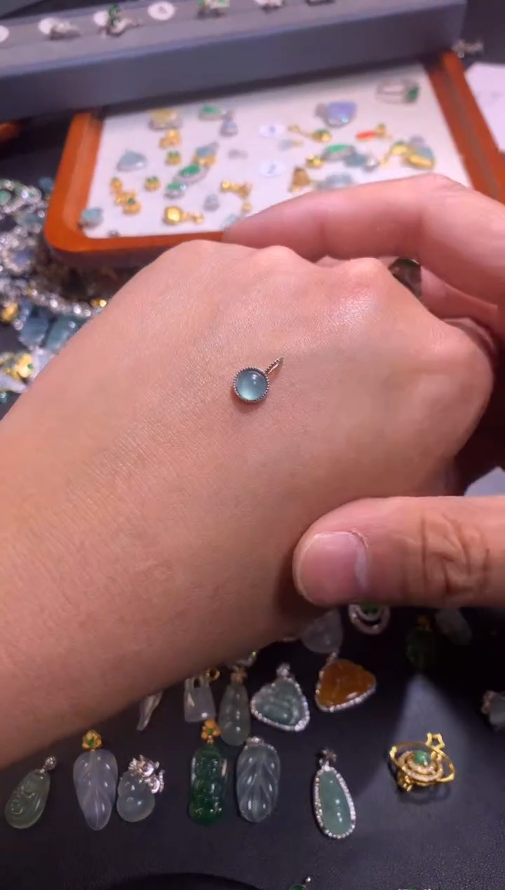 【闪购商品】翡翠吊坠(不含链)银S925镶嵌1