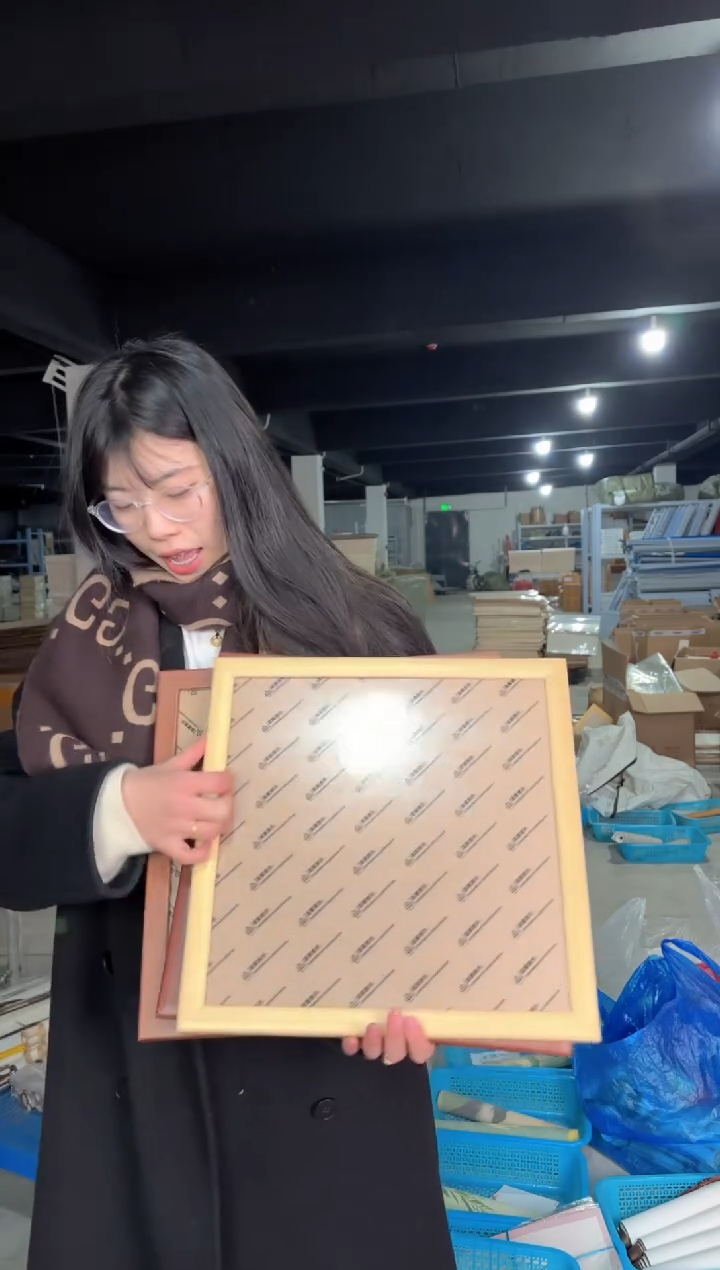 三个相框外加福卡