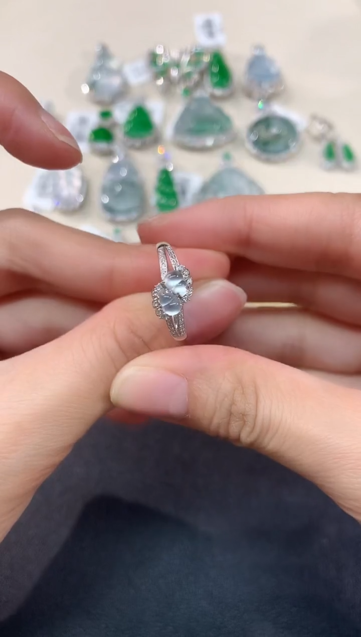 【闪购商品】翡翠戒指18K金镶嵌D424|2980