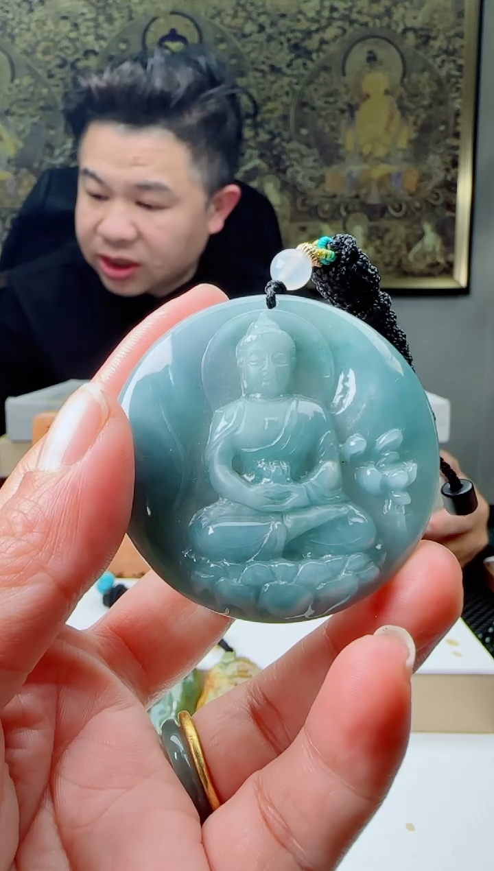 【闪购商品】翡翠颈饰未镶嵌1111111111