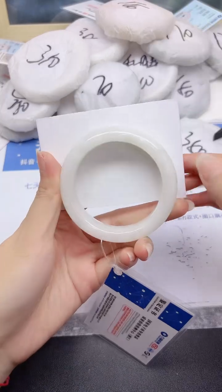 和田玉手镯未镶嵌228-54.2