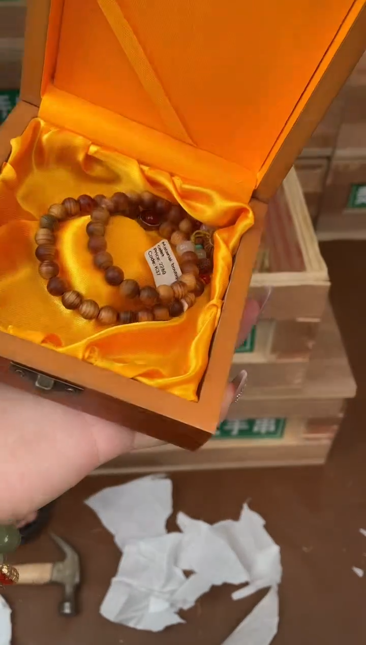 小满优赐闪购商品V无礼盒