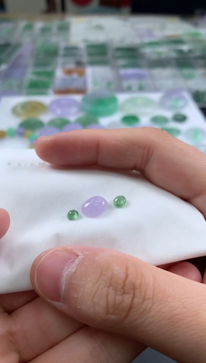 【闪购商品】定制翡翠未镶嵌翡翠