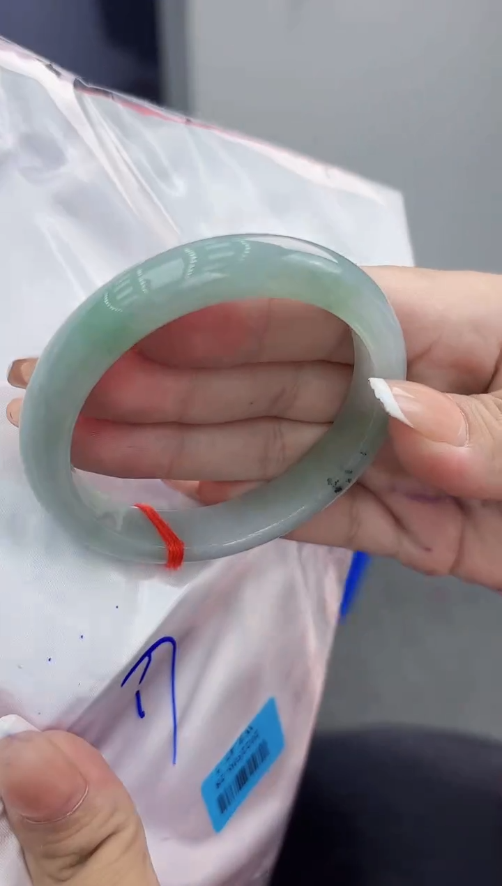 【闪购商品】翡翠手镯未镶嵌翡翠手镯