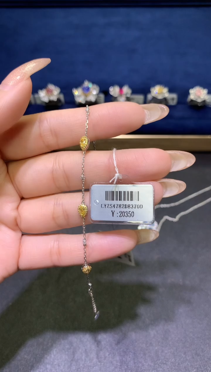 【闪购商品】钻石/18K金镶嵌cy黄钻手链