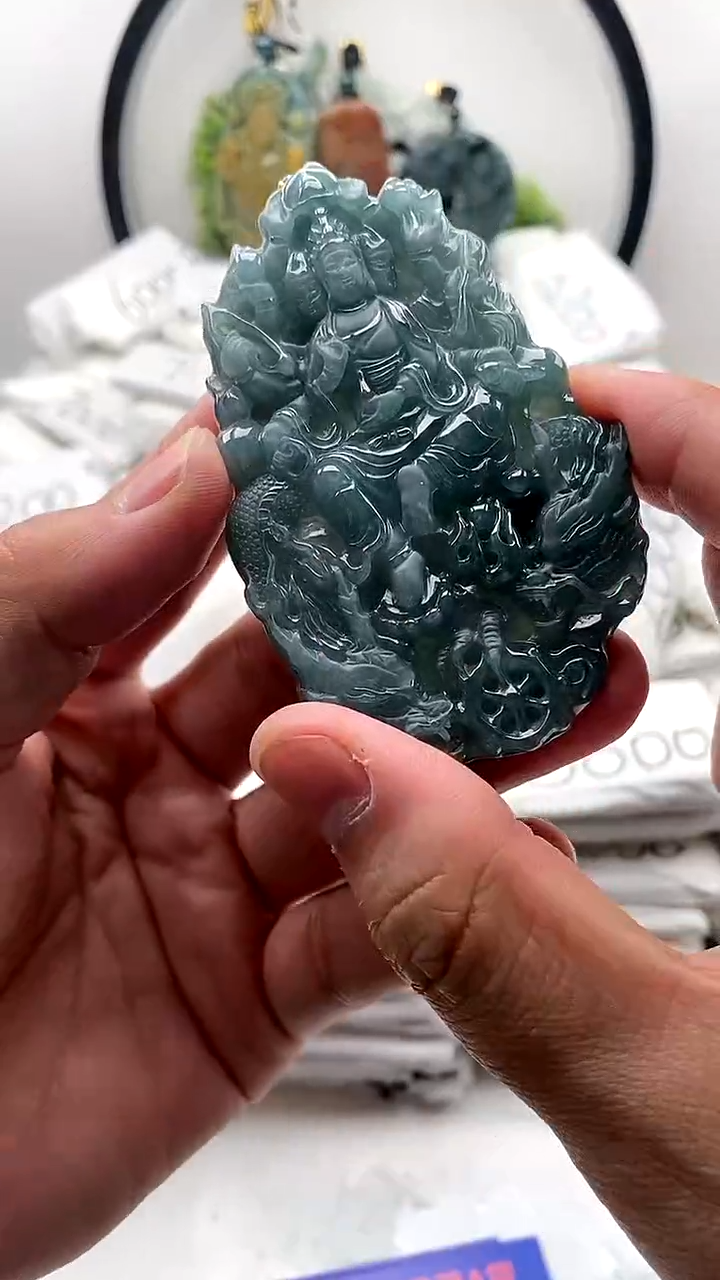 【闪购商品】翡翠颈饰未镶嵌千手观音