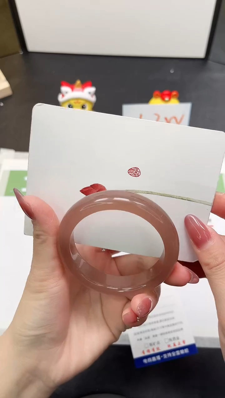 【闪购商品】石英质玉手镯未镶嵌289-56.3