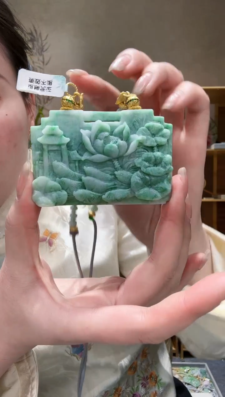 【闪购商品】翡翠颈饰未镶嵌吊坠